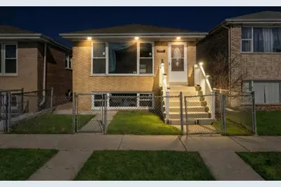 7502 W 64th Street, Summit, IL 60501 - Photo 3