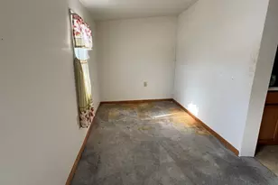 511 W North St, Polo, IL 61064 - Photo 9