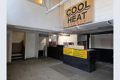 2859 W Montrose Avenue, Chicago, IL 60618 - Photo 11