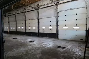 2859 W Montrose Ave, Chicago, IL 60618 - Photo 5