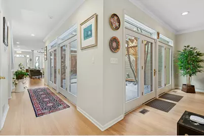 1518 N North Park Street, Chicago, IL 60610 - Photo 11