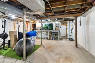 1019 S 5th St, Dekalb, IL 60115 - Photo 17