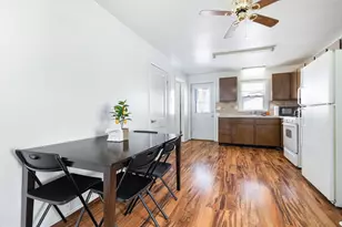 1019 S 5th St, Dekalb, IL 60115 - Photo 7