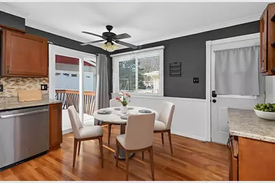 992 Navajo Street, Carol Stream, IL 60188 - Photo 9