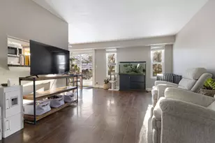 2615 Prairieview Ln N, Aurora, IL 60502 - Photo 7