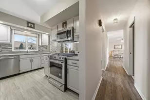 18317 Harper St, Lansing, IL 60438 - Photo 19