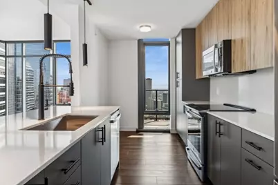 350 N Canal Street #3207, Chicago, IL 60606 - Photo 5