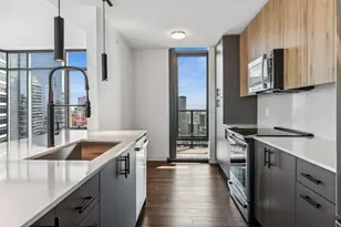 350 N Canal St, Chicago, IL 60606 - Photo 5