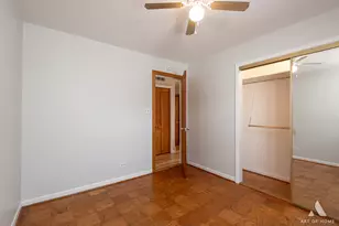 621 Clearmont Dr, Elk Grove Village, IL 60007 - Photo 25