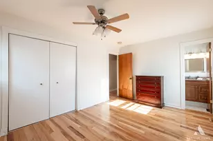 621 Clearmont Dr, Elk Grove Village, IL 60007 - Photo 27