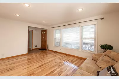 621 Clearmont Drive, Elk Grove Village, IL 60007 - Photo 5