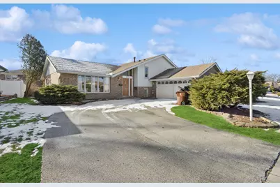 803 E 193rd Street, Glenwood, IL 60425 - Photo 1