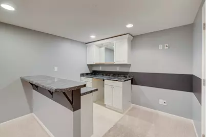 880 Countryfield Lane, Elgin, IL 60120 - Photo 17