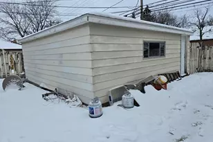 7542 Kostner Ave, Skokie, IL 60076 - Photo 3