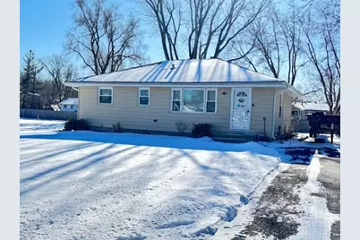 2001 Burr Oak Lane, Lindenhurst, IL 60046 - Photo 1