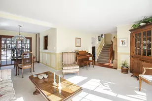 1706 S Chesterfield Dr, Arlington Heights, IL 60005 - Photo 7