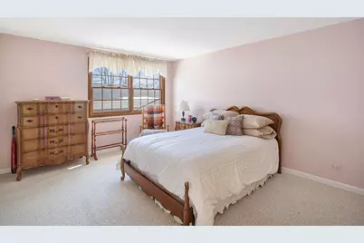 1706 S Chesterfield Drive, Arlington Heights, IL 60005 - Photo 21