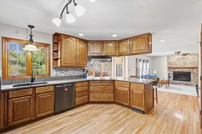 206 S Fox Run Drive, Mahomet, IL 61853 - Photo 13