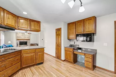 206 S Fox Run Drive, Mahomet, IL 61853 - Photo 17