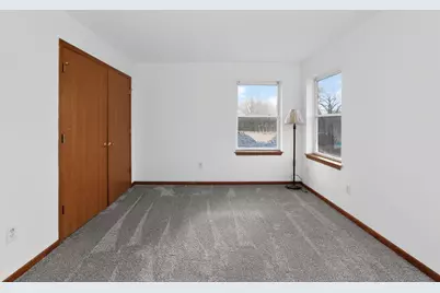 709 Cambridge Avenue, Rockford, IL 61102 - Photo 17