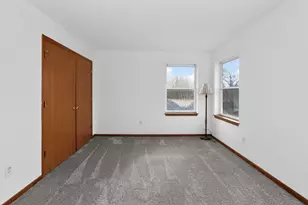 709 Cambridge Ave, Rockford, IL 61102 - Photo 17