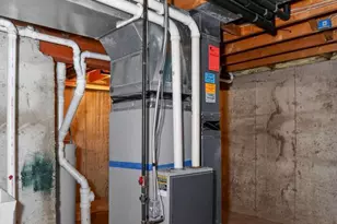 709 Cambridge Ave, Rockford, IL 61102 - Photo 23