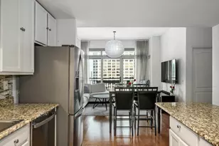 125 S Jefferson St, Chicago, IL 60661 - Photo 9