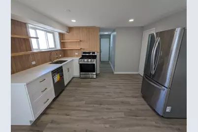 28600 W Grass Lake Road #1B, Spring Grove, IL 60081 - Photo 11