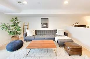 635 N Euclid Ave, Oak Park, IL 60302 - Photo 17