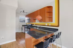 1334 W Estes Ave, Chicago, IL 60626 - Photo 11