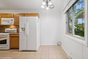 2208 Foster St, Evanston, IL 60201 - Photo 5