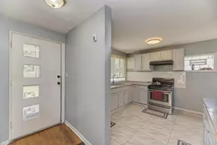 9760 S Dobson Ave, Chicago, IL 60628 - Photo 3