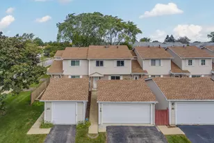 19 Wood Sorrel Pl, Woodridge, IL 60517 - Photo 1