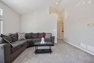 304 Nautical Way, Elgin, IL 60123 - Photo 5