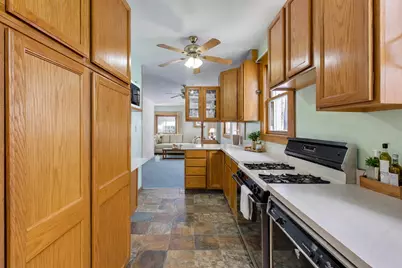 4238 Lindley Street, Downers Grove, IL 60515 - Photo 7