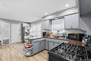 9521 S Michigan Ave, Chicago, IL 60628 - Photo 5