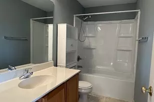 [Address not provided], Aurora, IL 60502 - Photo 9