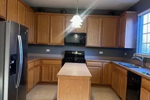 [Address not provided], Aurora, IL 60502 - Photo 3