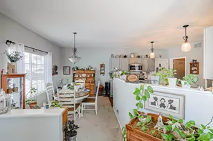 263 Nicole Dr, South Elgin, IL 60177 - Photo 7