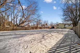 811 Copley Ln, Joliet, IL 60431 - Photo 25