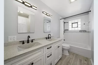 7635 S Oconto Avenue, Bridgeview, IL 60455 - Photo 19