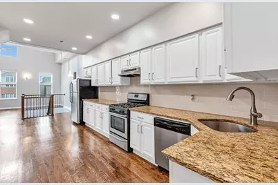 1426 W Walton Street, Chicago, IL 60642 - Photo 7