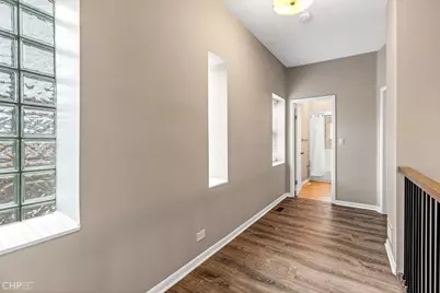 1426 W Walton Street, Chicago, IL 60642 - Photo 23