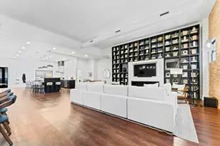 400 N Racine Ave, Chicago, IL 60642 - Photo 17