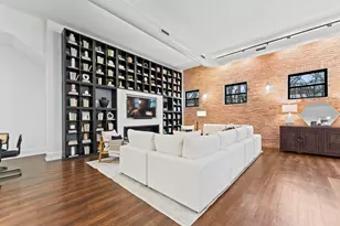 400 N Racine Ave, Chicago, IL 60642 - Photo 13