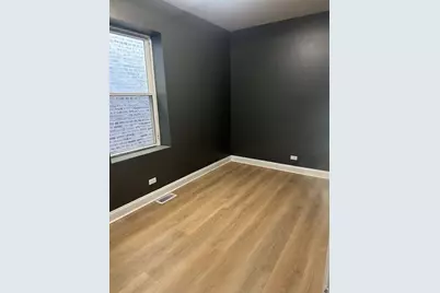7644 S Vernon Avenue, Chicago, IL 60619 - Photo 9