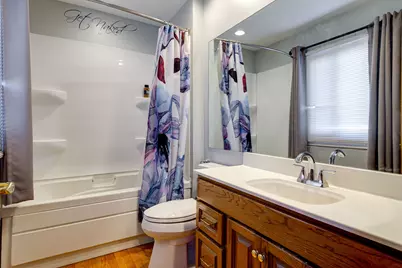 2325 Bayside Drive, Hanover Park, IL 60133 - Photo 11