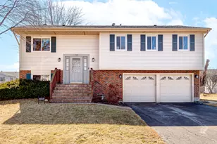 2325 Bayside Dr, Hanover Park, IL 60133 - Photo 1