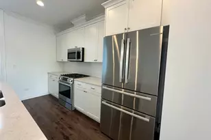 [Address not provided], Northfield, IL 60093 - Photo 9