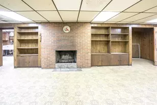 155 Cornell Ave, Des Plaines, IL 60016 - Photo 15